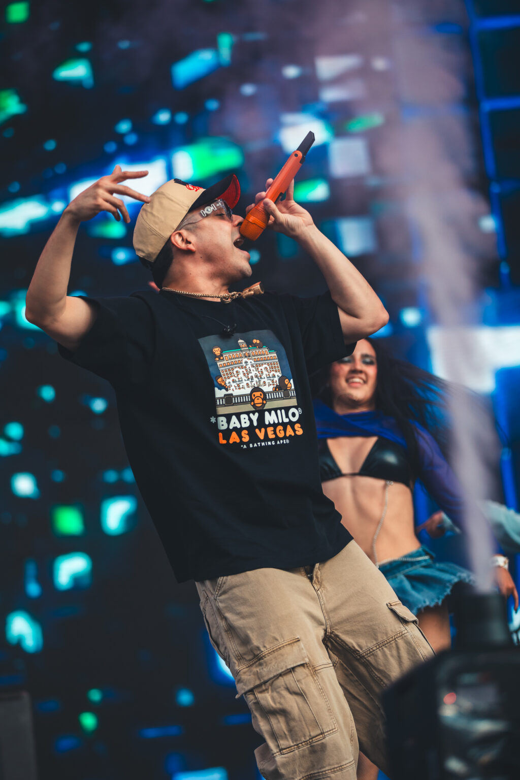 MC Davo enciende el Resuena Dos Equis 2026