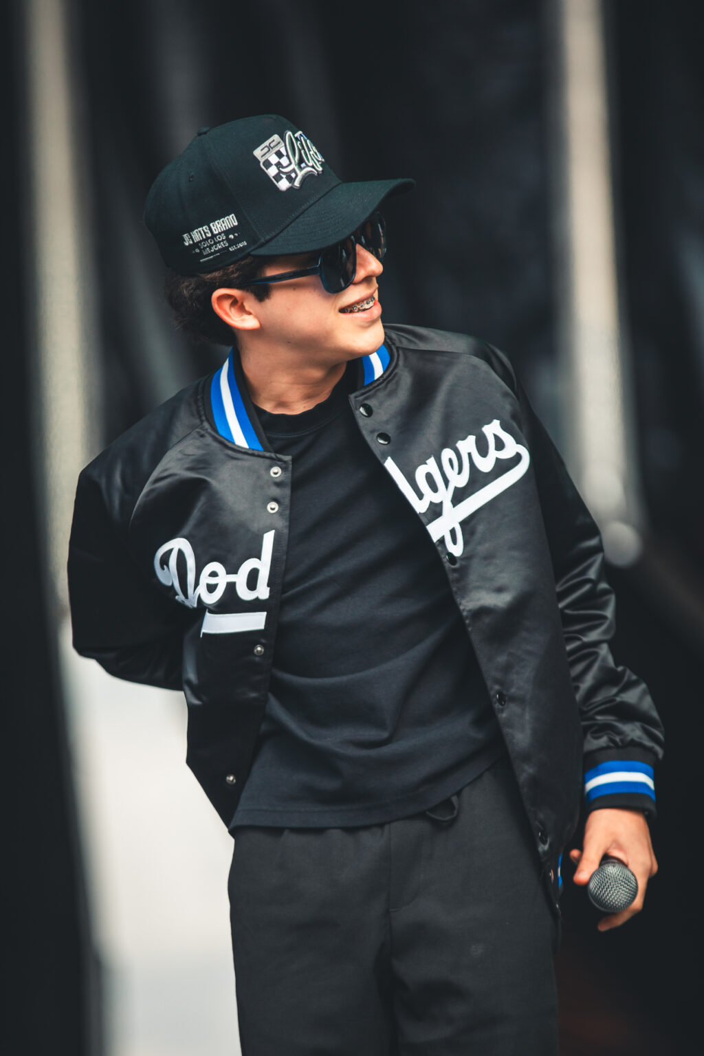 Omar Camacho destaca en el Resuena Dos Equis 2026