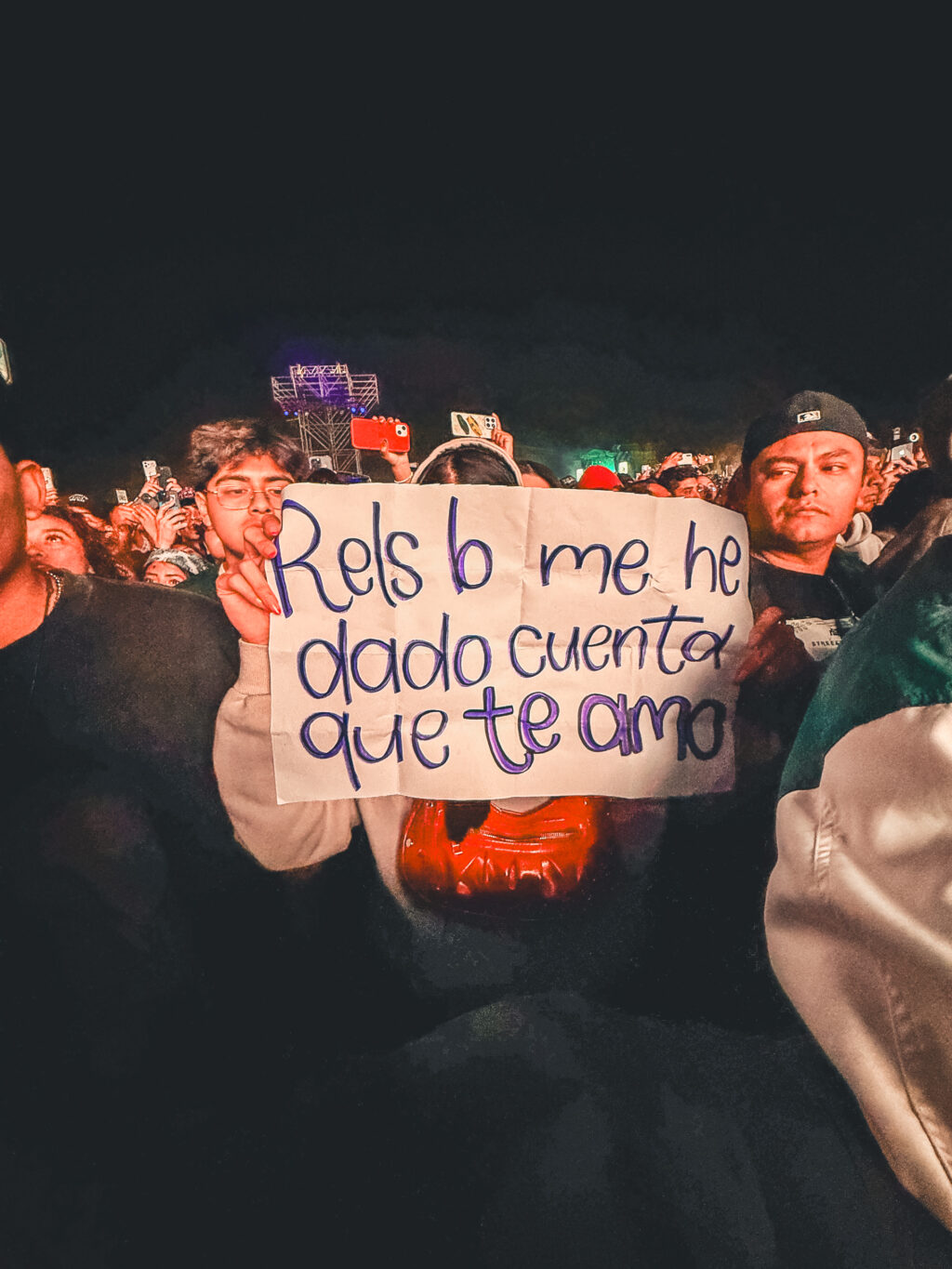 Rels B brilla en el Resuena Dos Equis 2026