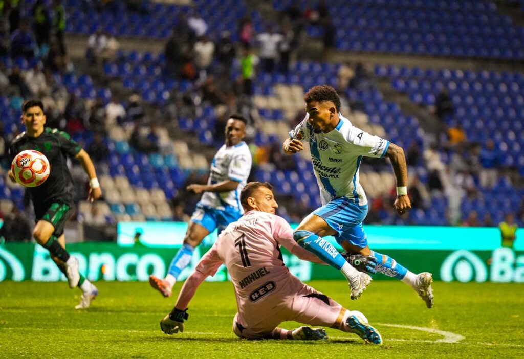 J9 Puebla VS Tigres. Foto: AlbertoMaurno
