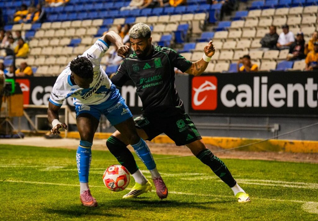 J9 Puebla VS Tigres. Foto: AlbertoMaurno