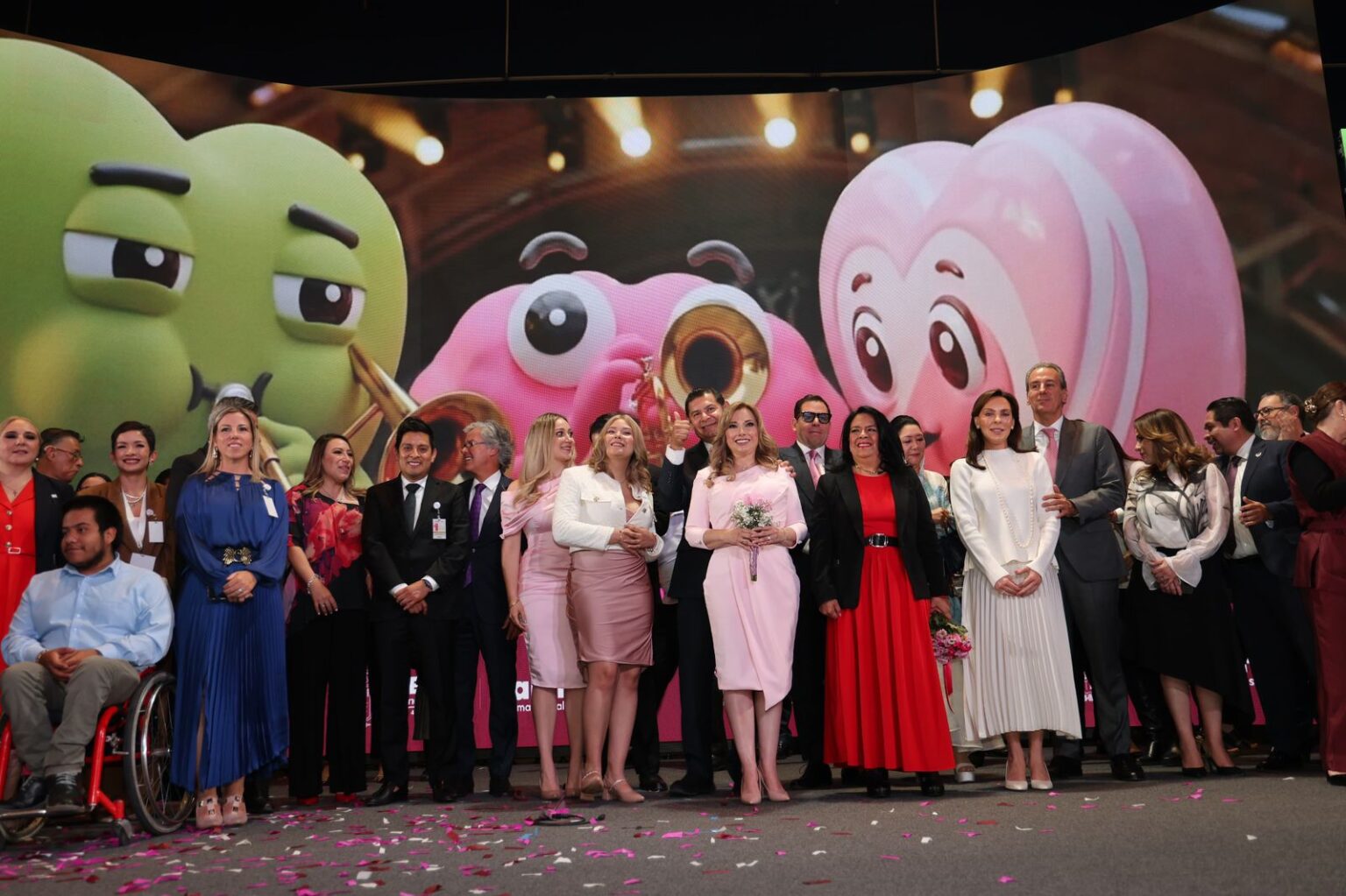 Ceci Arellano DIF Puebla reconocimiento