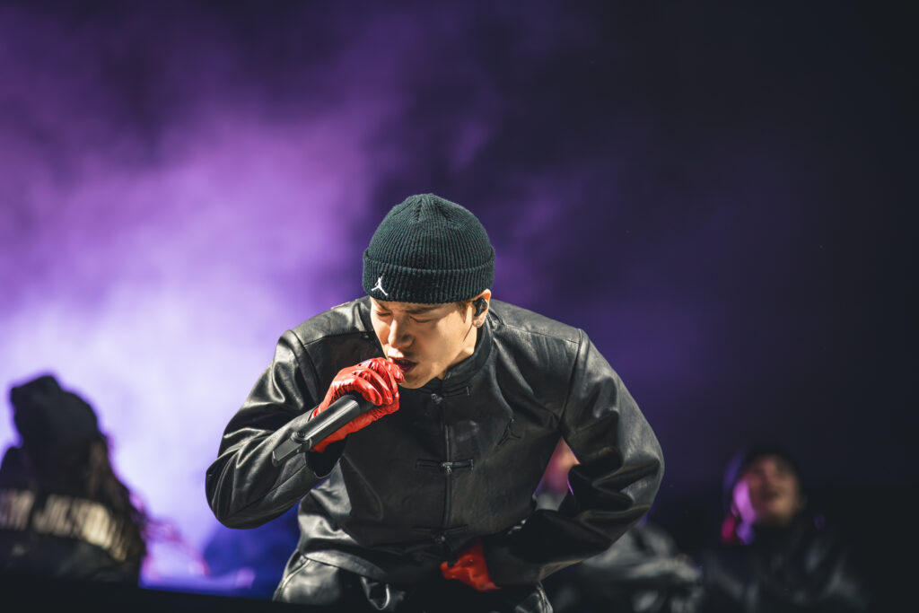 Jackson Wang desata la euforia en Pa’l Norte 2026