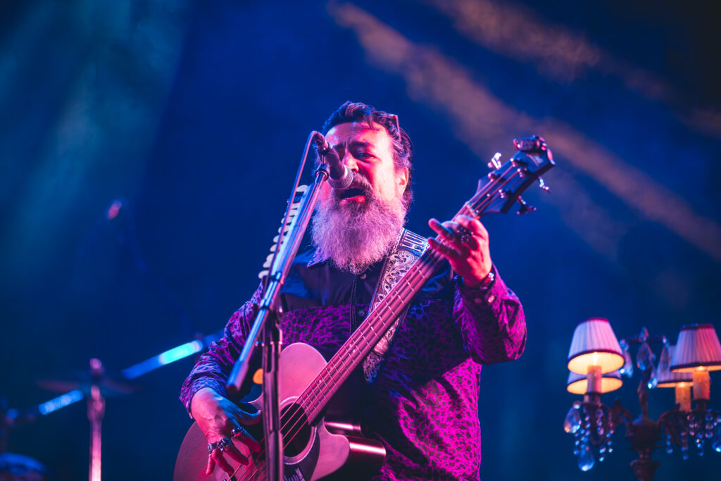 Molotov en acústico sorprende en Pa’l Norte 2026