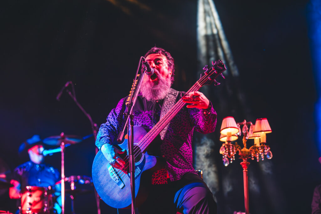 Molotov en acústico sorprende en Pa’l Norte 2026
