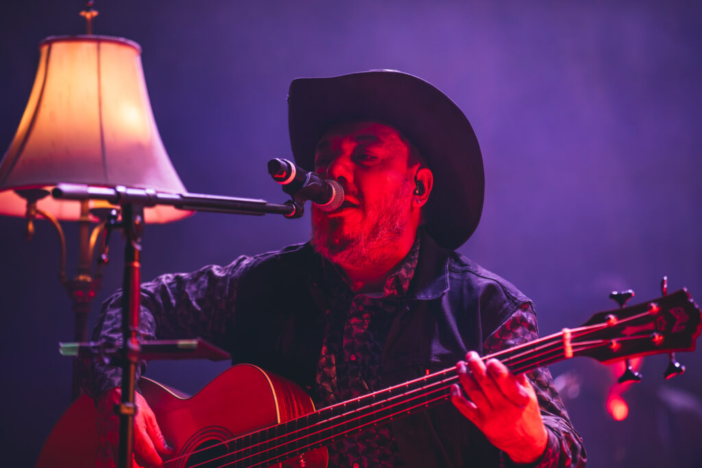 Molotov en acústico sorprende en Pa’l Norte 2026