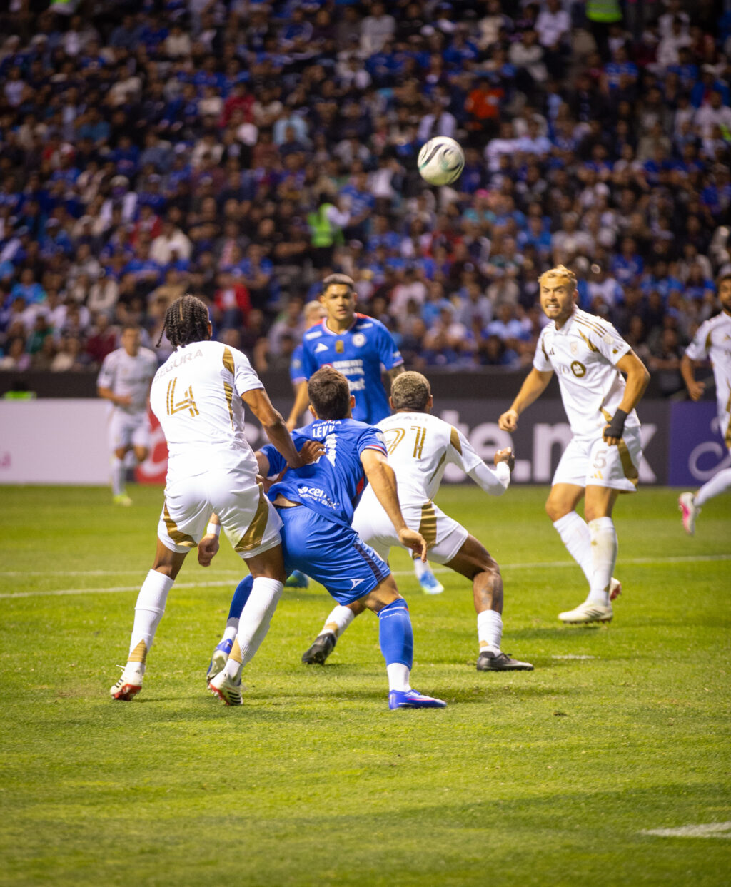 Cruz Azul vs LAFC. Foto: Iker Carmona