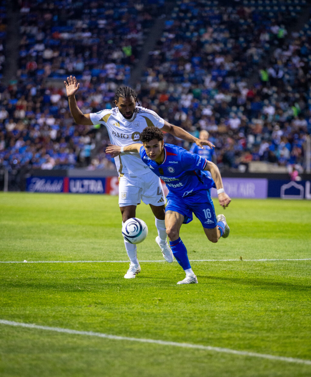 Cruz Azul vs LAFC. Foto: Iker Carmona