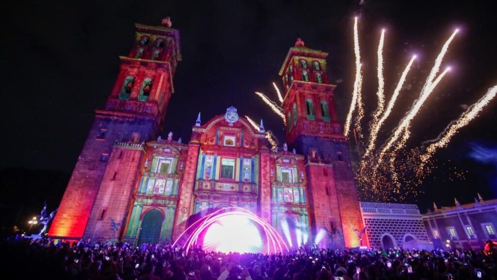 Glow en Puebla: arte, luz y un festival que ha recorrido el mundo