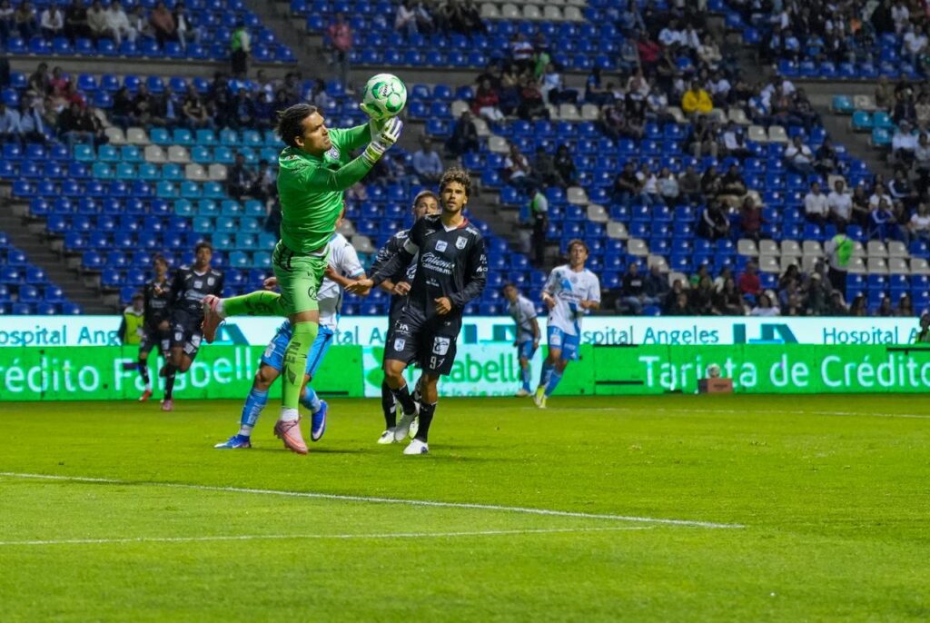 Puebla vs Querétaro | J17 Liga MX CL 26. Foto: Alberto Maurno