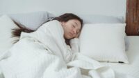 Señales de que tu cuerpo está cansado y necesitas descansar