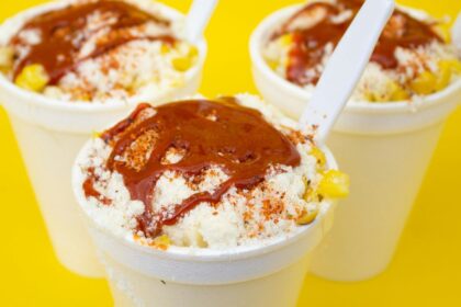 ¿Elote en vaso o esquite? El debate mexicano que nunca termina