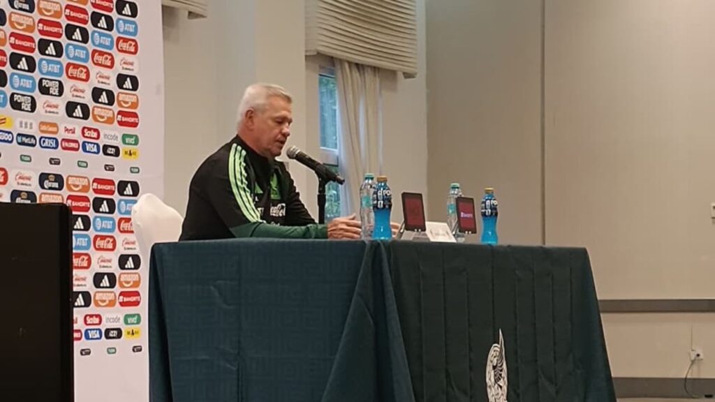 México y Ghana viven la previa de su duelo en Puebla