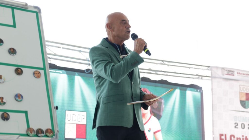 Arranca en Puebla el Summit 2026 “El grito que nos une” con figuras del futbol mundial