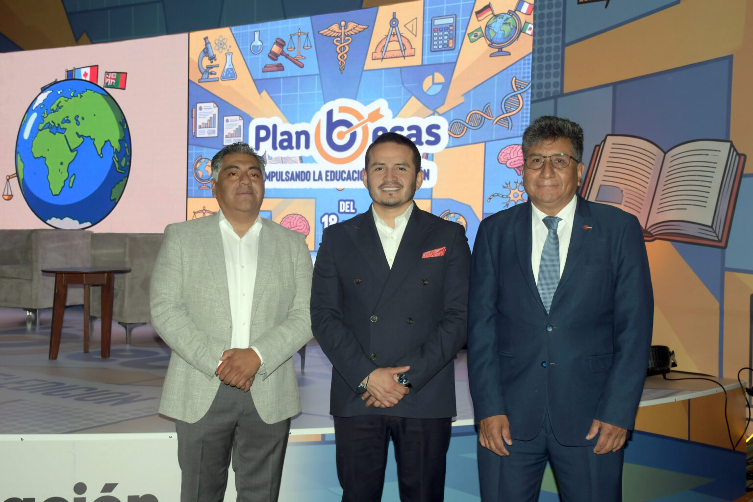Plan Becas 2026 ofrece más de 10 mil apoyos para estudiantes en Puebla