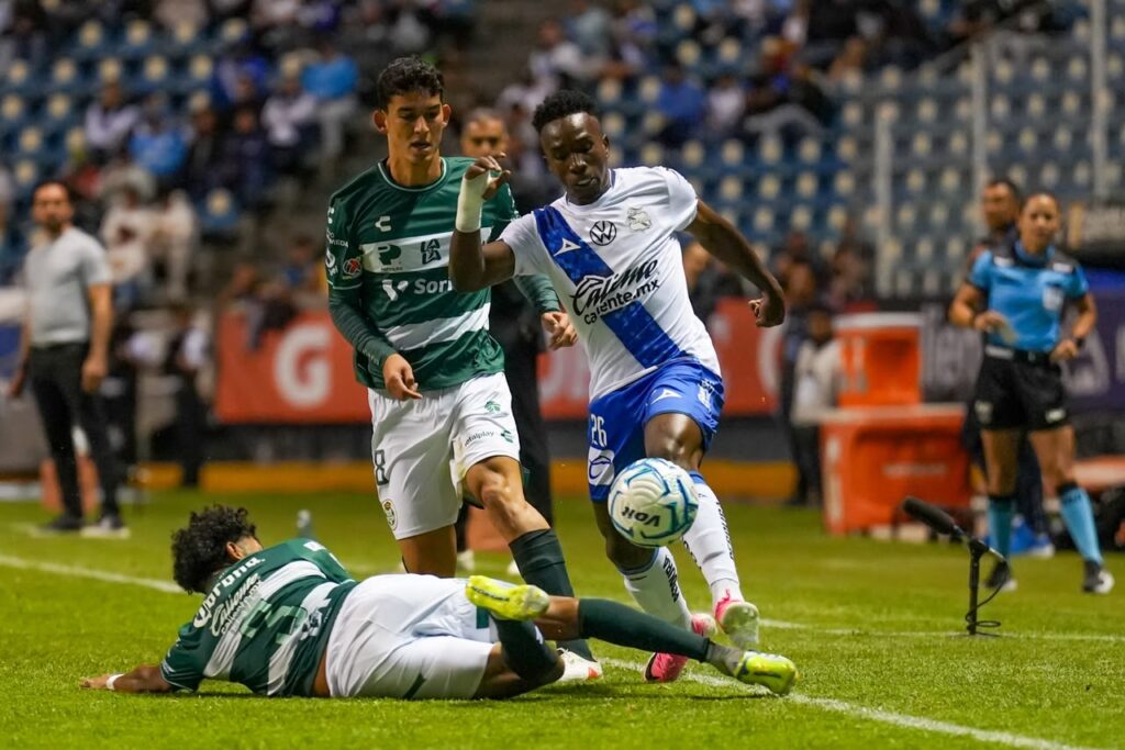 J5 Puebla VS Santos. Foto: AlbertoMaurno