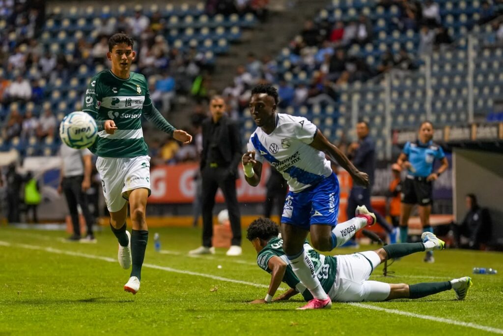 J5 Puebla VS Santos. Foto: AlbertoMaurno