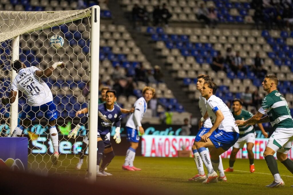 J5 Puebla VS Santos. Foto: AlbertoMaurno