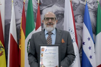 Investigador BUAP recibe premio “Gregorio Pérez Palacios” por su trayectoria científica
