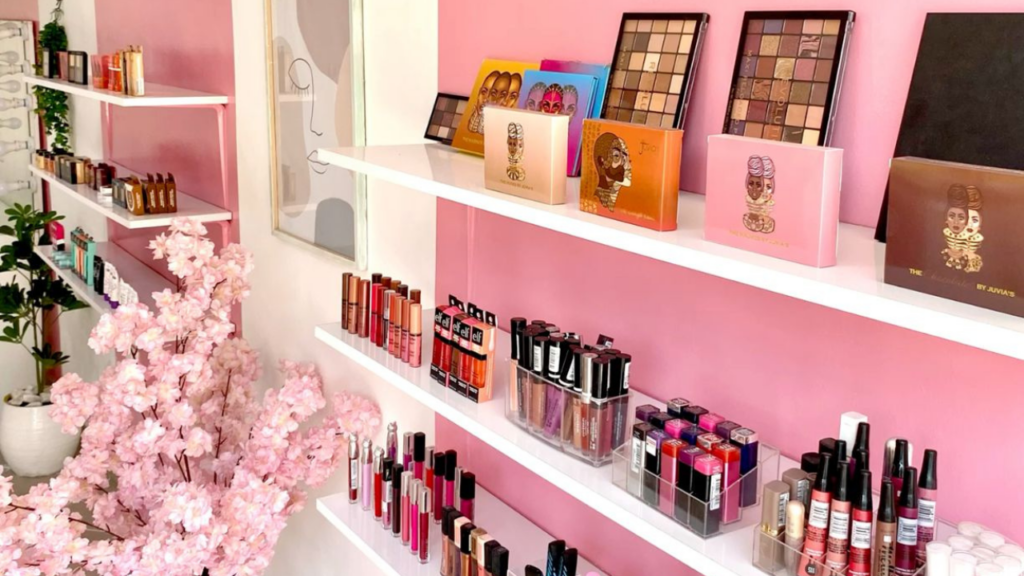Maquillaje pirata: riesgos para piel y ojos