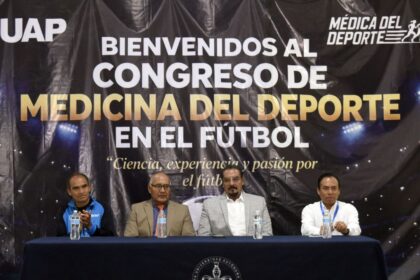 BUAP capacita en medicina deportiva y fútbol