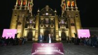 Catedral de Puebla estrena 460 luces LED