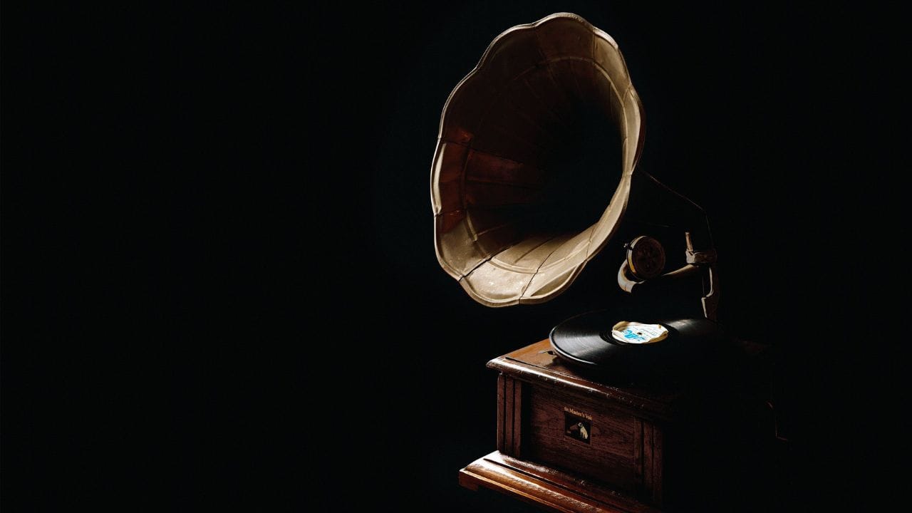 Evolución de las bocinas: de la radio al Bluetooth