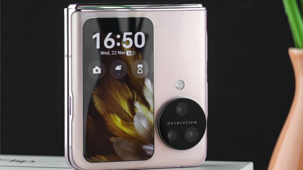 Historia de los celulares plegables