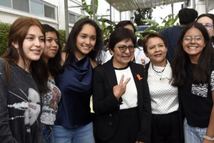 Preparatoria 2 de Octubre de la BUAP celebra 45 años